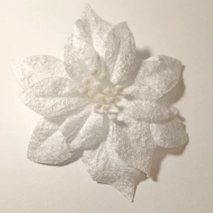 Vánoční hvězda bílá semišová pr.12cm