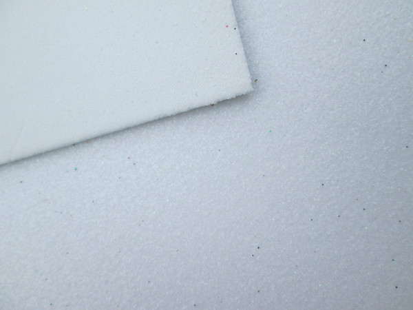 Pěnovka Moosgummi 2mm 40x30cm třpyt bílá