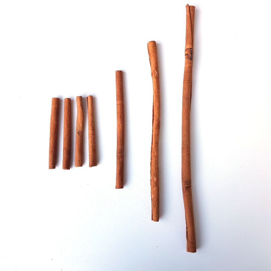 Skořice 30cm,1ks