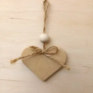 Srdíčko překližka- přírodní na zavěšení 6x5cm