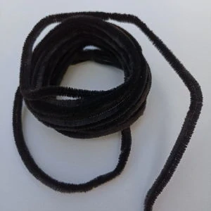 Chlupatý drátek pr.6mm v návinu 5m - černá