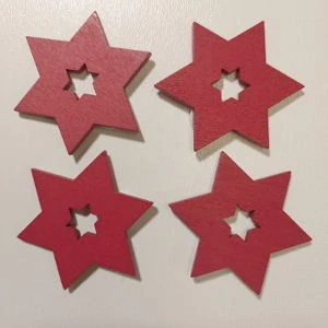 Hvězdičky červené s lepítkem  3,5cm- 4 ks