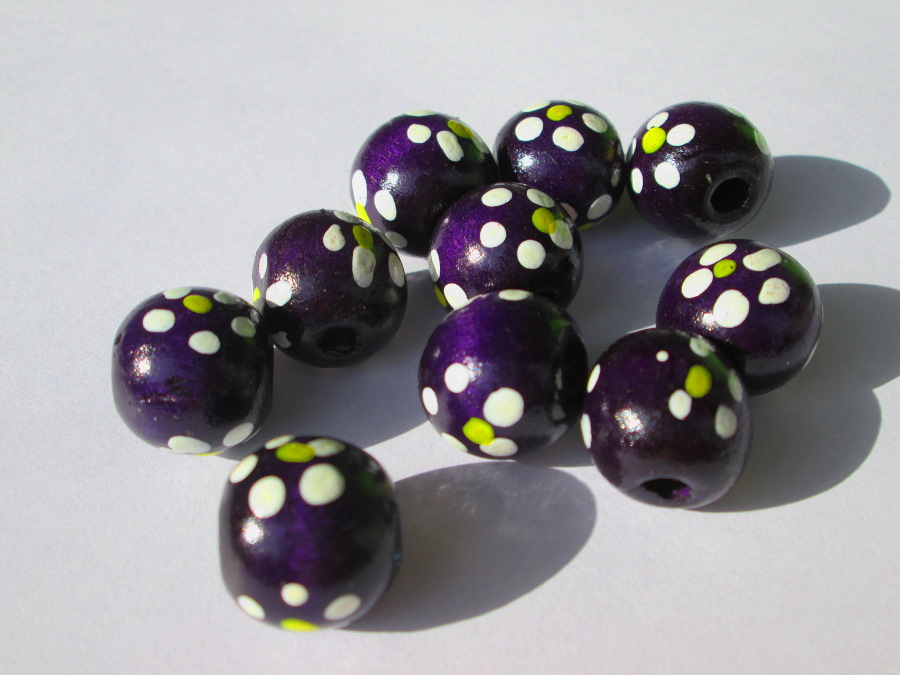 Korálky kulička 16 mm fialové tm. malované 10 ks