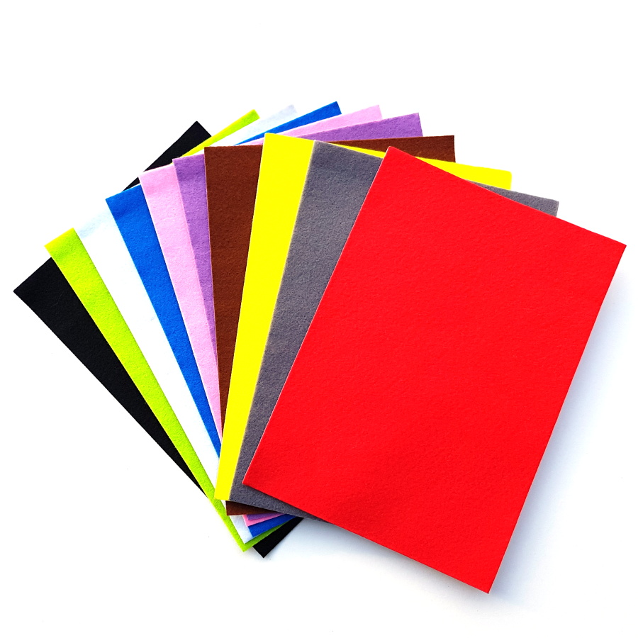 Filc samolepící 180g 30x20cm sada 10 barev