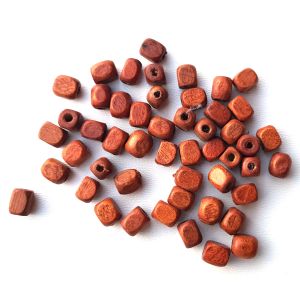 Korálky 7x6 mm tmavé 50 ks