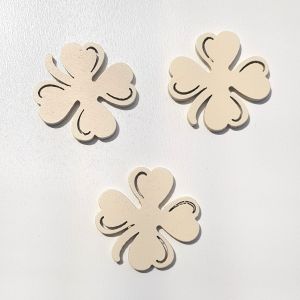 Dřevěné čtyřlístky béžové pr.4cm-3ks
