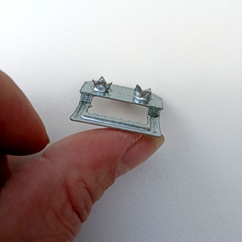 Kovový závěs 2,9x2,7cm