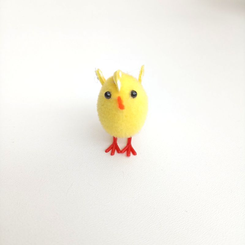 Velikonoční kuřátko větší 4cm