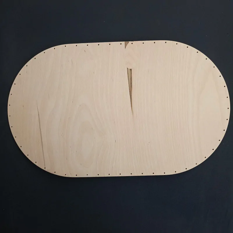 Dno s vadou na kráse – ovál 50x30cm – překližka-53dírek