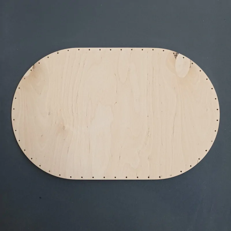 Dno s vadou na kráse – ovál 44x28cm – překližka-51dírek