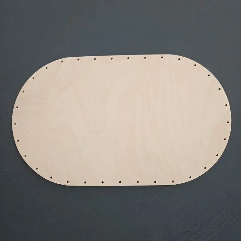Dno s vadou na kráse – ovál 30x18cm – překližka-33dírek