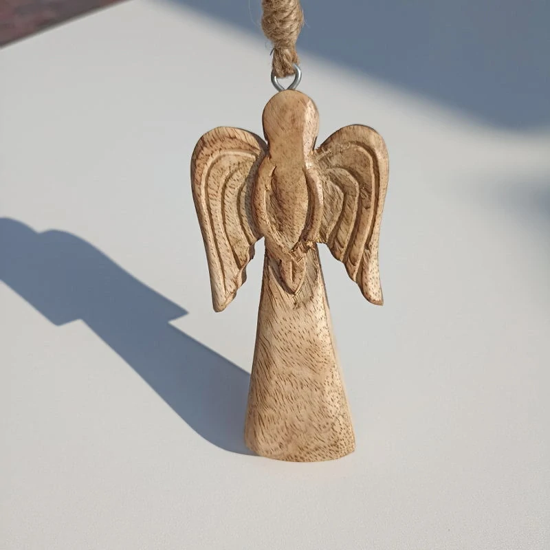 Anděl dřevěný na zavěšení 12x6cm