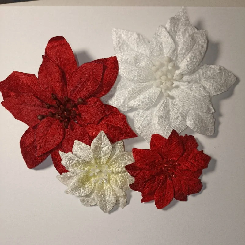 Vánoční hvězda červená semišová pr.7cm