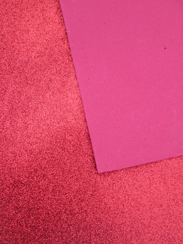 Pěnovka Moosgummi 2mm 30x20cm třpyt červená