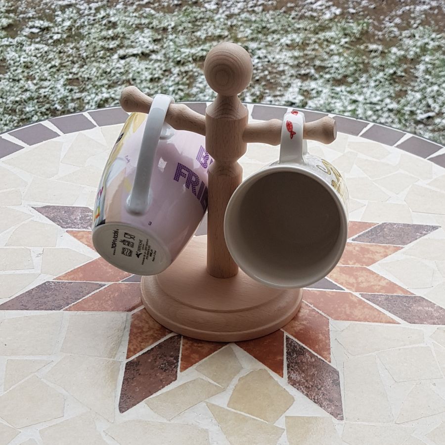 Stojánek na 2 hrníčky