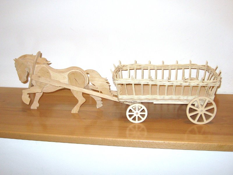 Koník s vozem 57x17x20 cm
